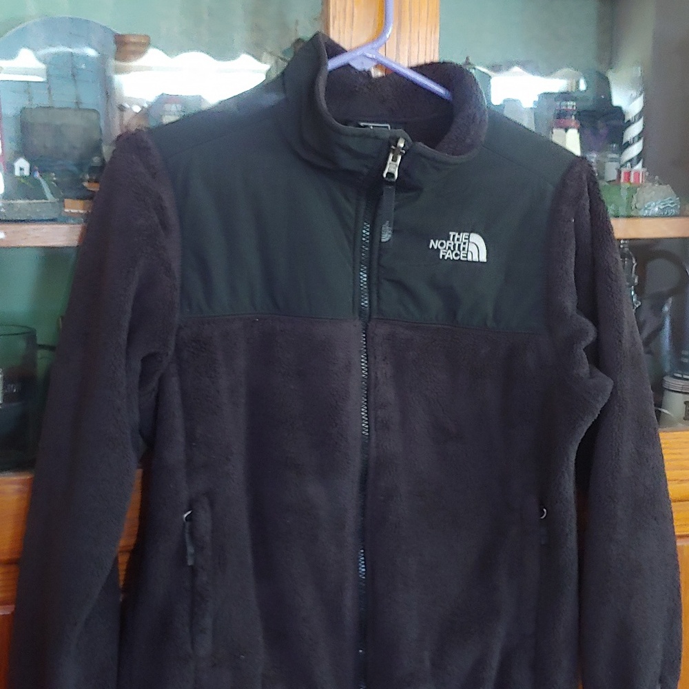 Girls North Face sweatshirt